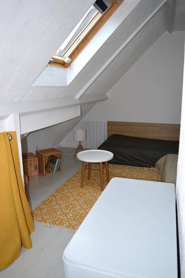 Casa de Férias Triplex Avec Jardinet - Wifi - à 400m De La